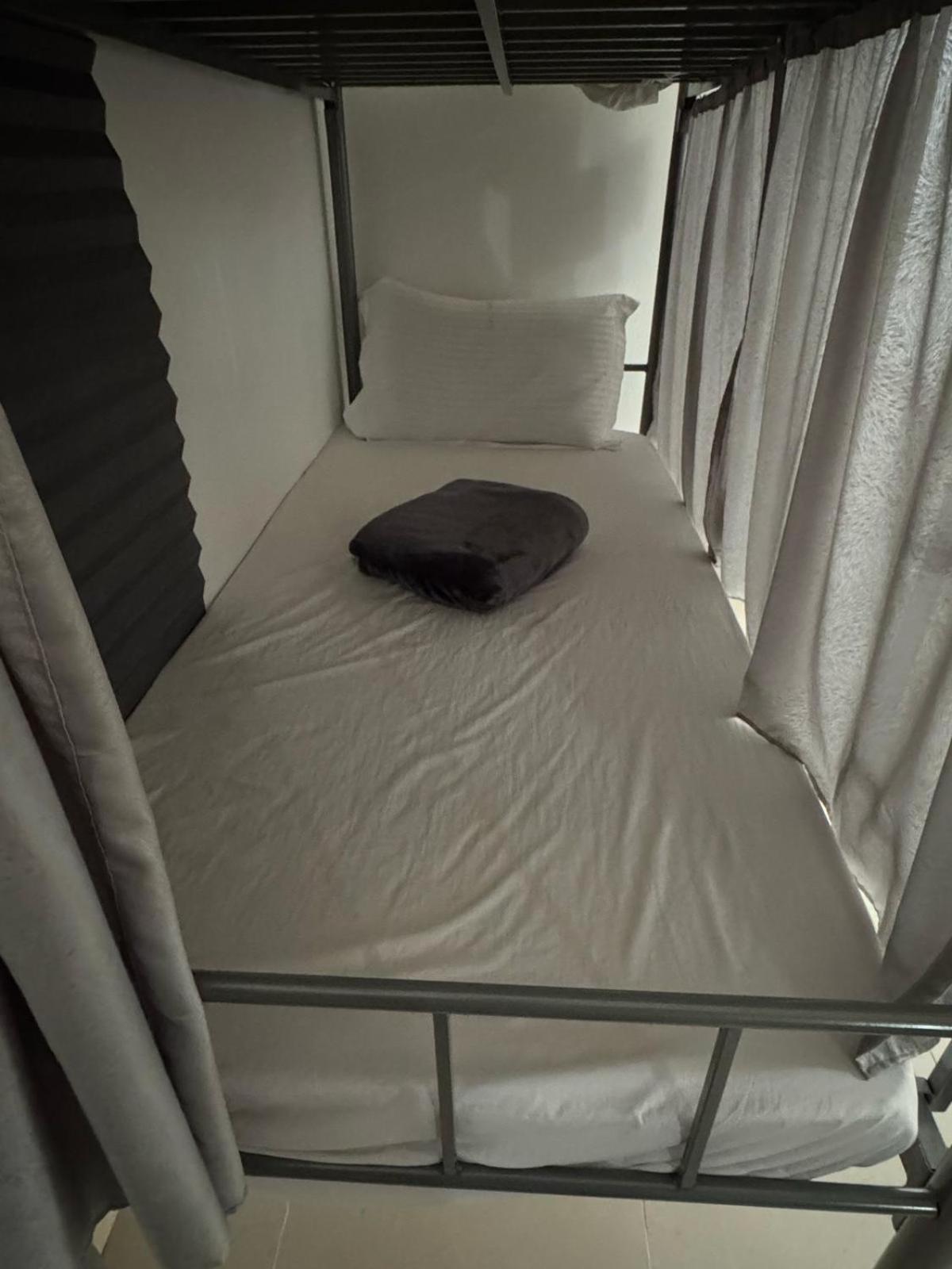 Basil Hostel Маскат Екстериор снимка